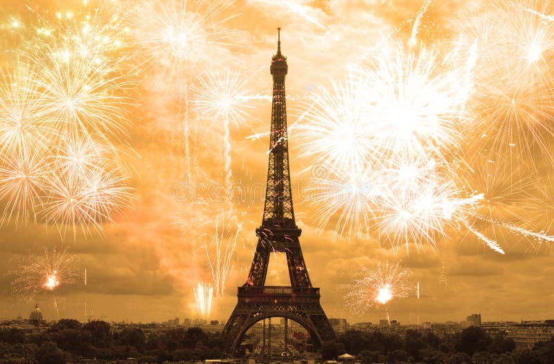 343 Eiffel Tower Fireworks New Year Paris Stock Photos - Free & Royalty ...