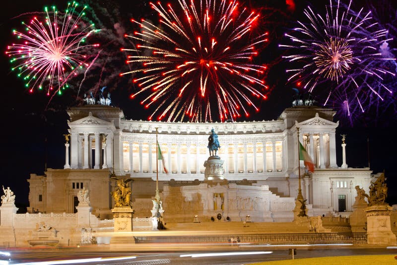 Fireworks over monument of Vittoriano.Italy.RomÐµ