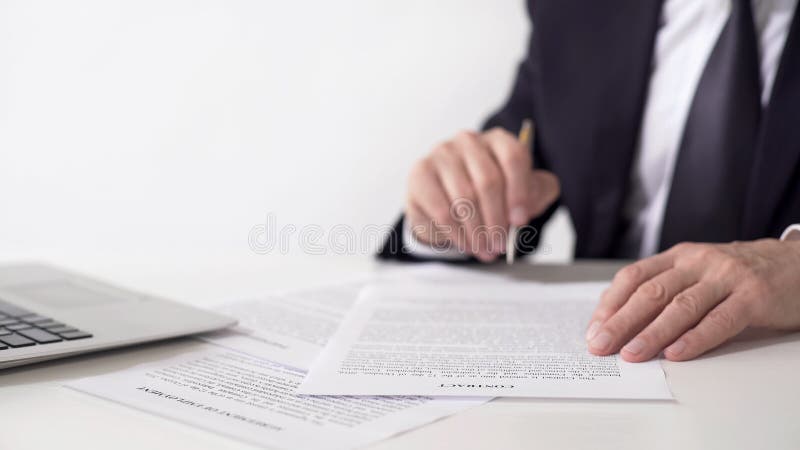 Firmenpräsidenten-Lesevertrag, unterzeichnendes wichtiges Kooperationsabkommen