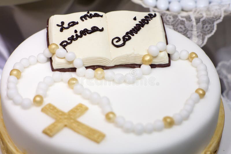 First holy communion cakes completed... - Vio's Sweet Designs | Facebook