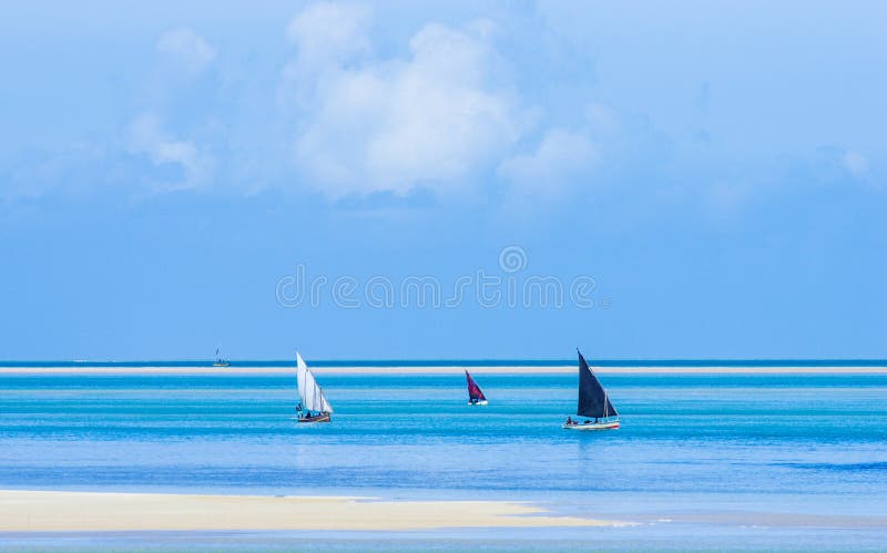 Fischerboote mit Ebbe lizenzfreies stockfoto Fischerboote mit Ebbe lizenzfreies stockfoto