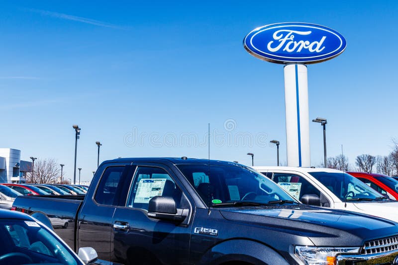 Fisher - vers en mars 2018 : Concessionnaire local de Ford Car et de camion Ford vend des produits sous les marques de Lincoln et