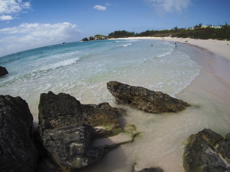 Fisheye sikt av rosa färgsandstranden, Bermuda, vändkretsar arkivfoton Fisheye sikt av rosa färgsandstranden, Bermuda, vändkretsar arkivfoton