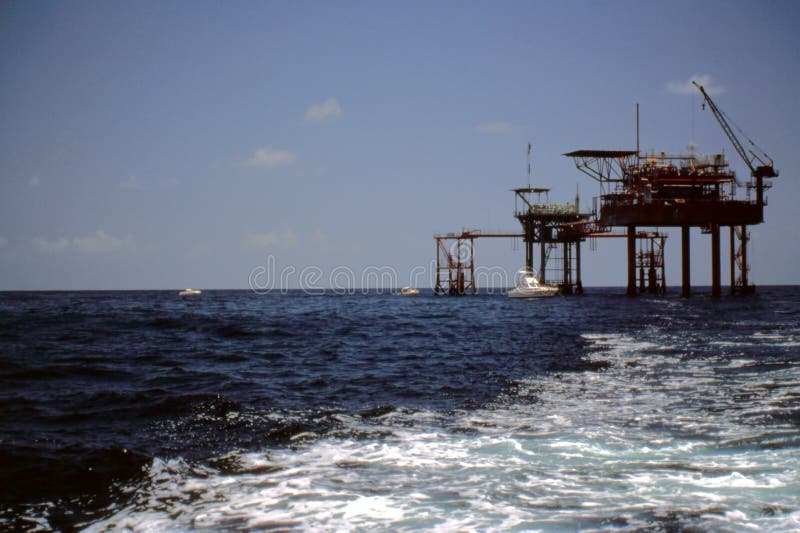 Fishing at Oil & Gas Platforms Stock Photo - Image of gulf, water: 820010