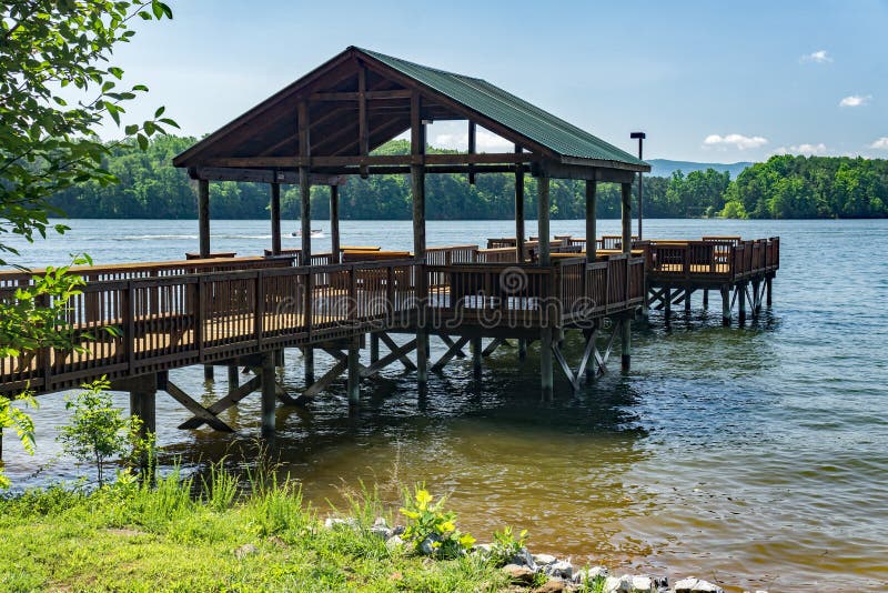 Smith Mountain Lake Virginia Imagem de Stock - Imagem de lago, ferreiro:  160342101