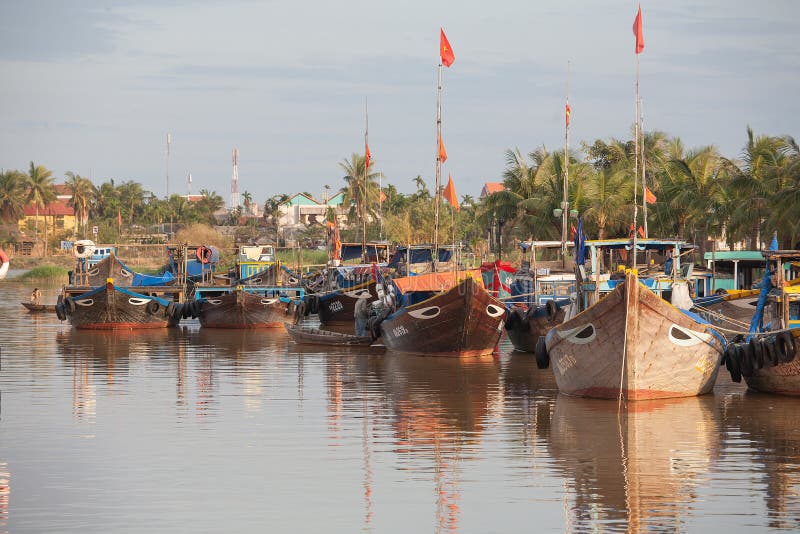 Fiskebåtar Hoi An, Vietnam royaltyfria foton Fiskebåtar Hoi An, Vietnam royaltyfria foton
