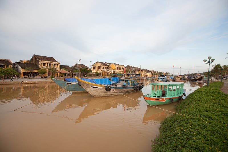 Fiskebåtar Hoi An, Vietnam arkivfoto Fiskebåtar Hoi An, Vietnam arkivfoto