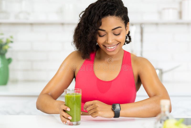 Fit Black Girl Drinking Delicious Detox Smoothie Stock Image Image Of Person Food 178370149 