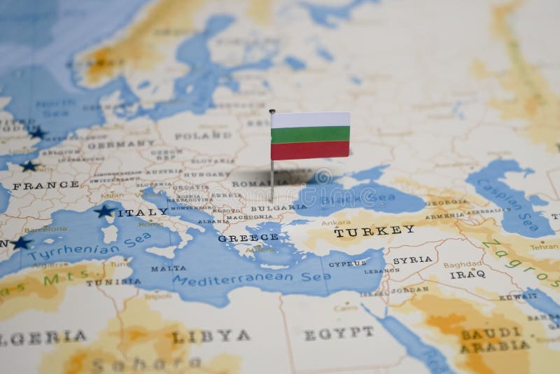 Flaggan Av Bulgarien I Världskartan Fotografering för Bildbyråer - Bild