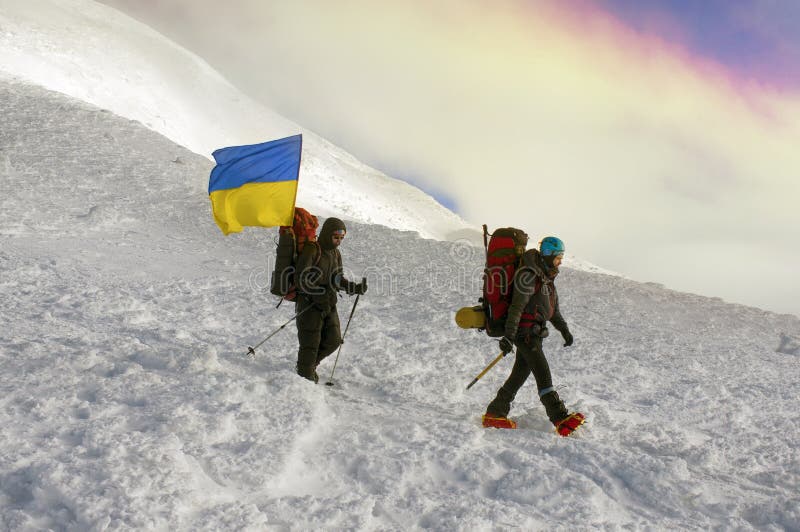 Flags of Ukraine climbers
