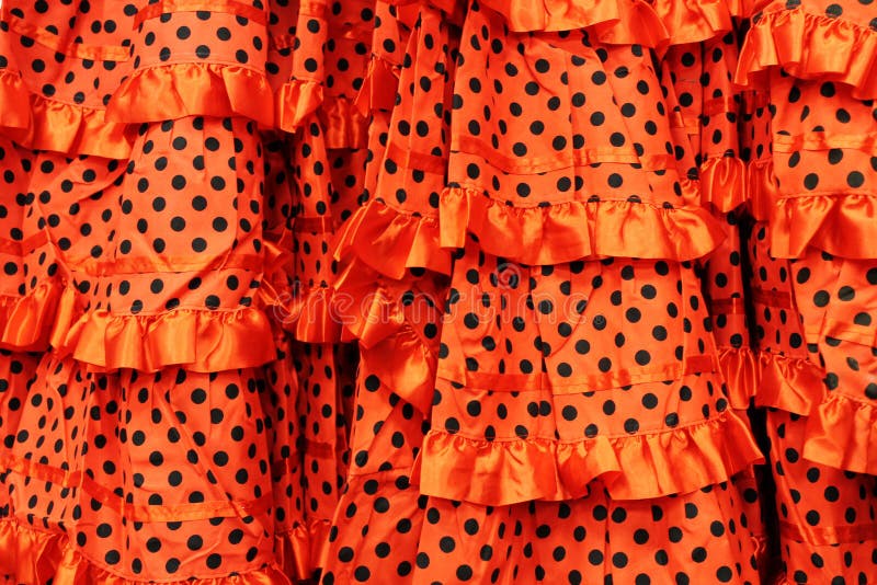 Flamencoklänning Spanien. Röd och spansk flamencoklänning för prick på stången