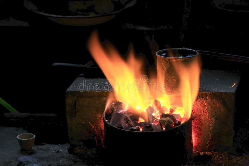 Flammes du four de fonte photo stock Flammes du four de fonte photo stock