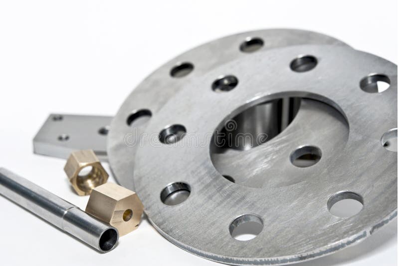 Dado Flangiato Scheda Tecnica Dadi A Flangia Seghettati M6-1.0 Grado 10.9 - Confezione Da 50, Finitura Zincata Gialla Cinturino Watch 6 - Foto 8