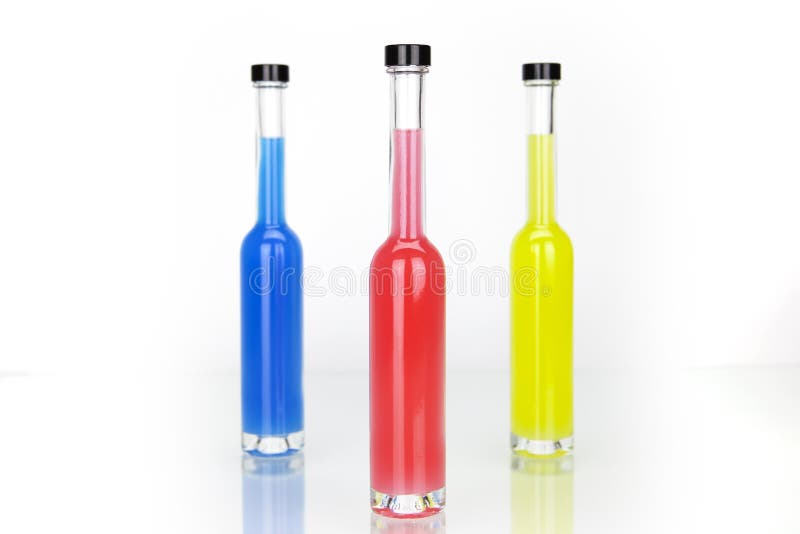 Download Flaskexponeringsglas arkivfoto. Bild av drink, rött, slankt - 19776002