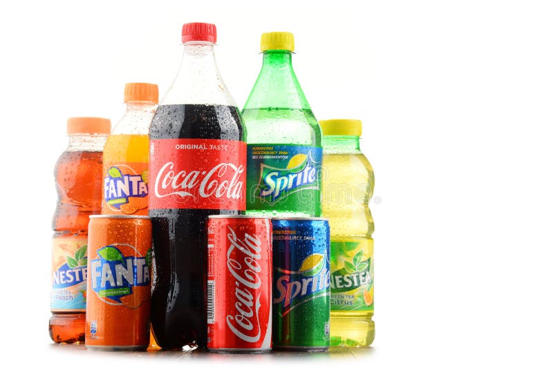 Flaskor av blandade Coca Cola Company läsk fotografering för bildbyråer