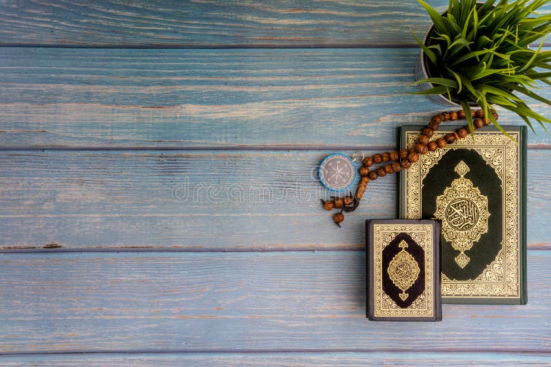 Các Background Al Quran PowerPoint với phong cách trang trọng và trí tuệ