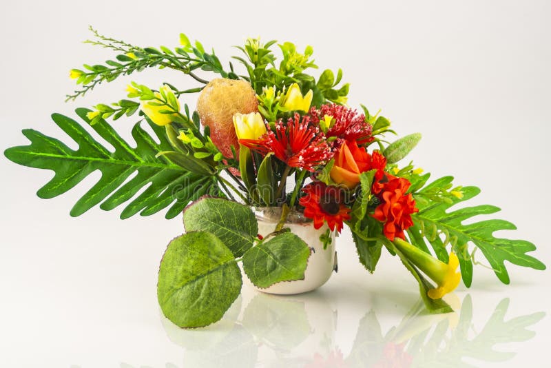Fleur fausse colorée photos stock