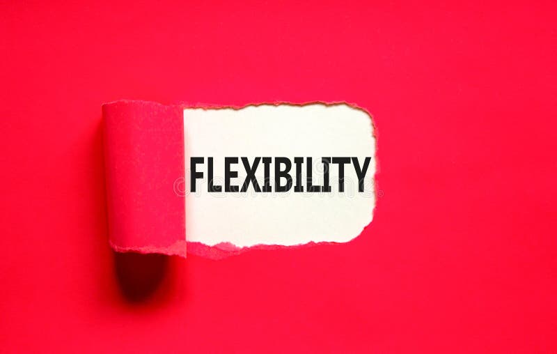 Flexibilitetssymbol. konceptordflexibilitet för vackert vitpapper. vacker röd pappersbakgrund. företagsflexibilitet arkivfoton