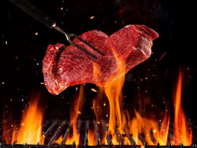 Fliegendes rohes Rindfleischsteak über brennendem Grillgitter vektor abbildung