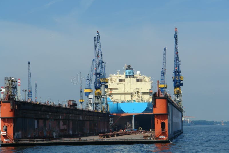 Floating dock