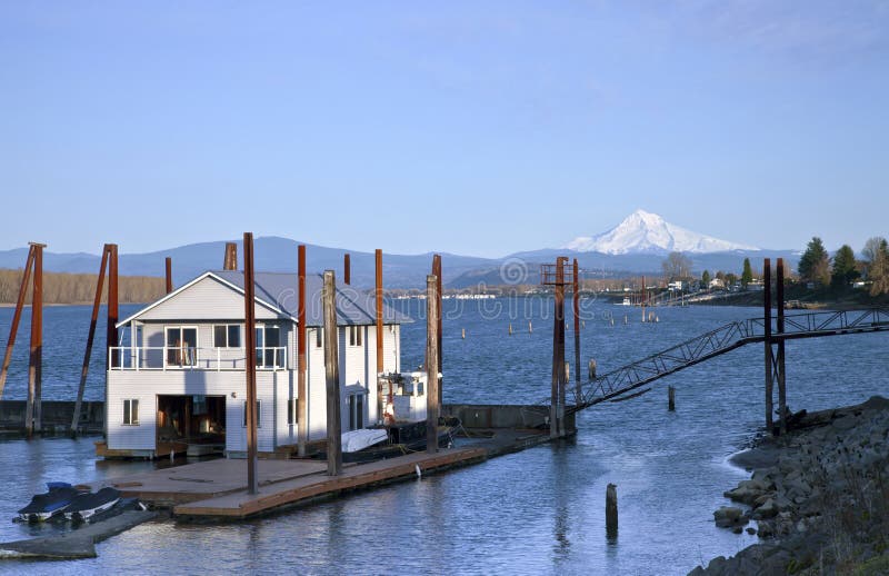 Floating Houses On Columbia River Stock Image Image of scenic