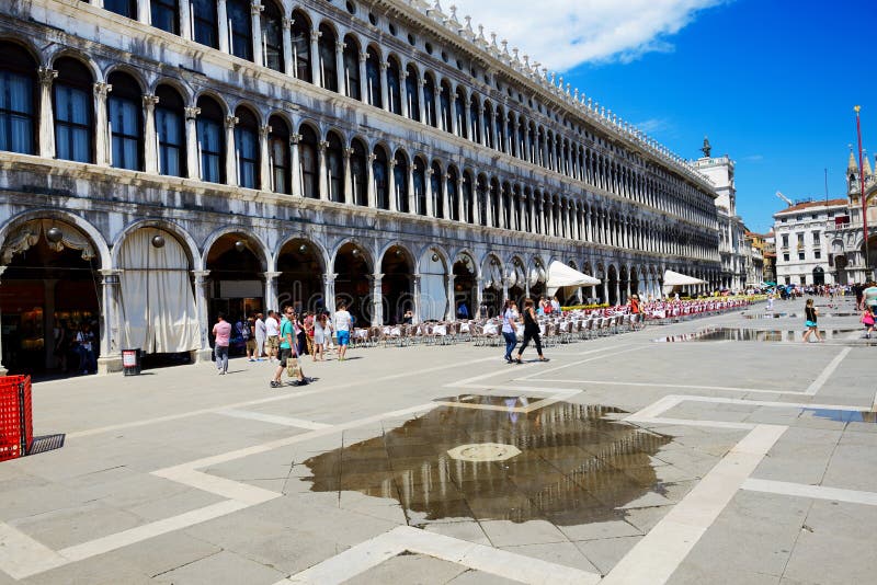 Flooding квадрата St Mark стоковые изображения Flooding квадрата St Mark стоковые изображения