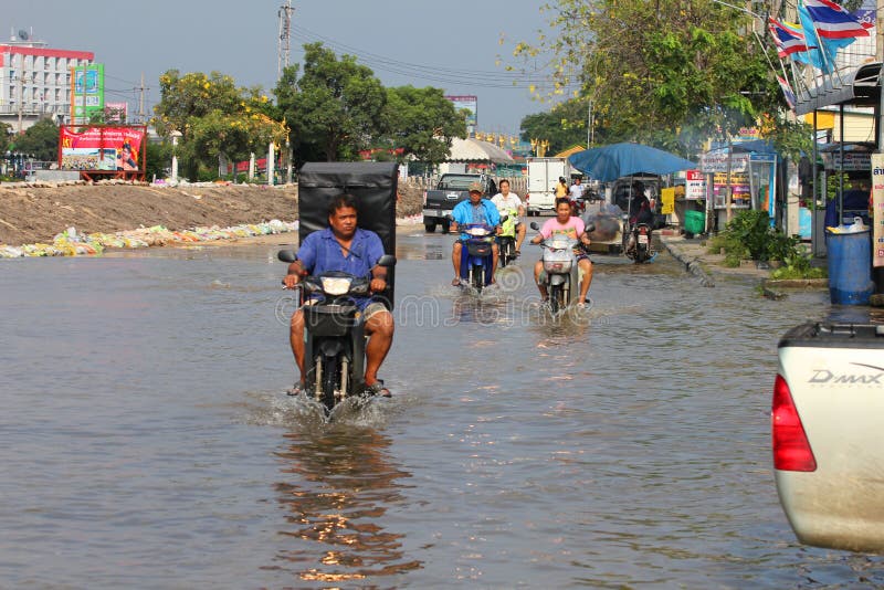 flooding Таиланд стоковые фотографии rf flooding Таиланд стоковые фотографии rf