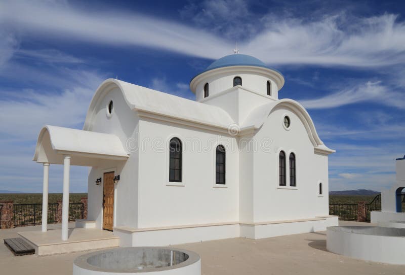 Florence Arizona: Grekisk ortodox kloster för St Anthony ` s - St Elijah Chapel arkivbilder Florence Arizona: Grekisk ortodox kloster för St Anthony ` s - St Elijah Chapel arkivbilder