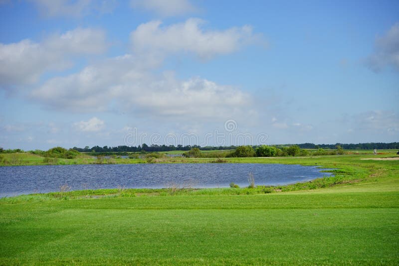 Floryda chmura i pole golfowe zdjęcie stock Floryda chmura i pole golfowe zdjęcie stock