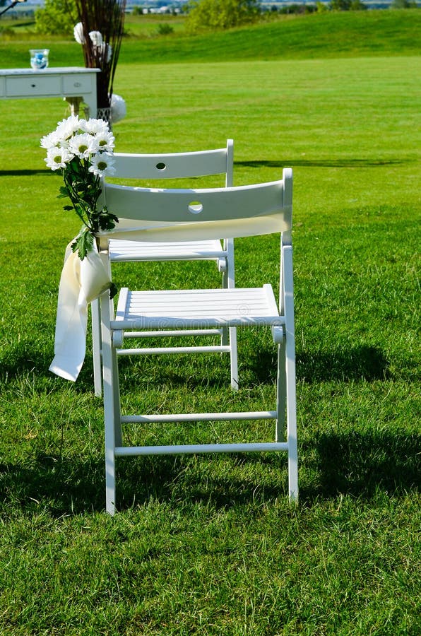 Flower decoration at an outdoor wedding royalty free stock image Flower decoration at an outdoor wedding royalty free stock image