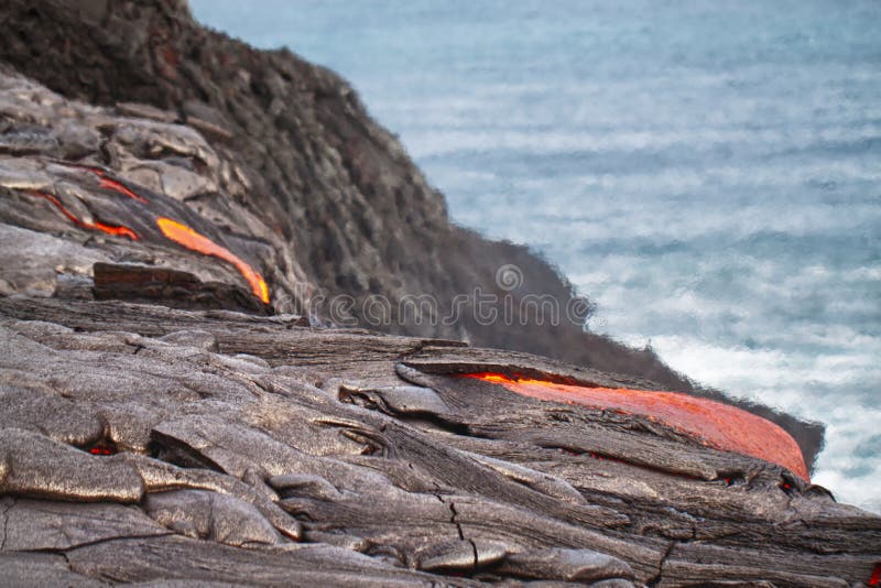Flusso di lava rovente nell'Oceano Pacifico fotografia stock Flusso di lava rovente nell'Oceano Pacifico fotografia stock
