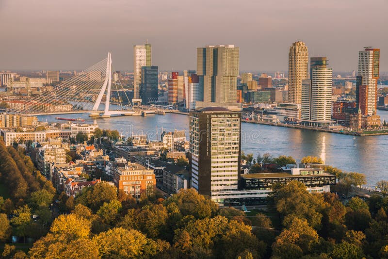 Flyg- panorama av Rotterdam arkivfoto Flyg- panorama av Rotterdam arkivfoto