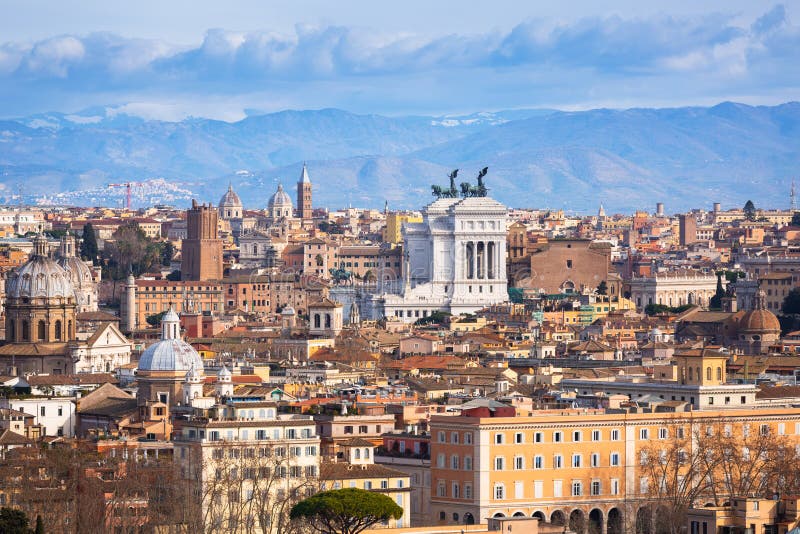 Flyg- sikt av den Rome staden med bueautiful arkitektur, Italien fotografering för bildbyråer Flyg- sikt av den Rome staden med bueautiful arkitektur, Italien fotografering för bildbyråer