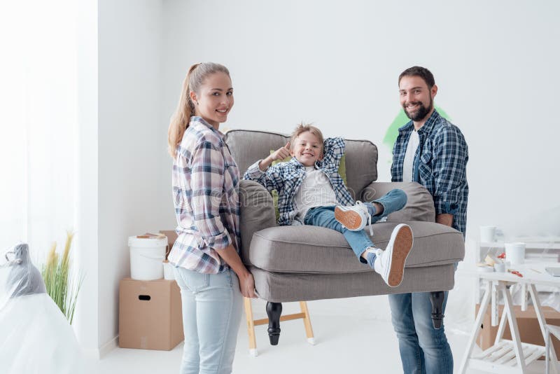 flytta sig för familjutgångspunkt som är nytt royaltyfria foton flytta sig för familjutgångspunkt som är nytt royaltyfria foton