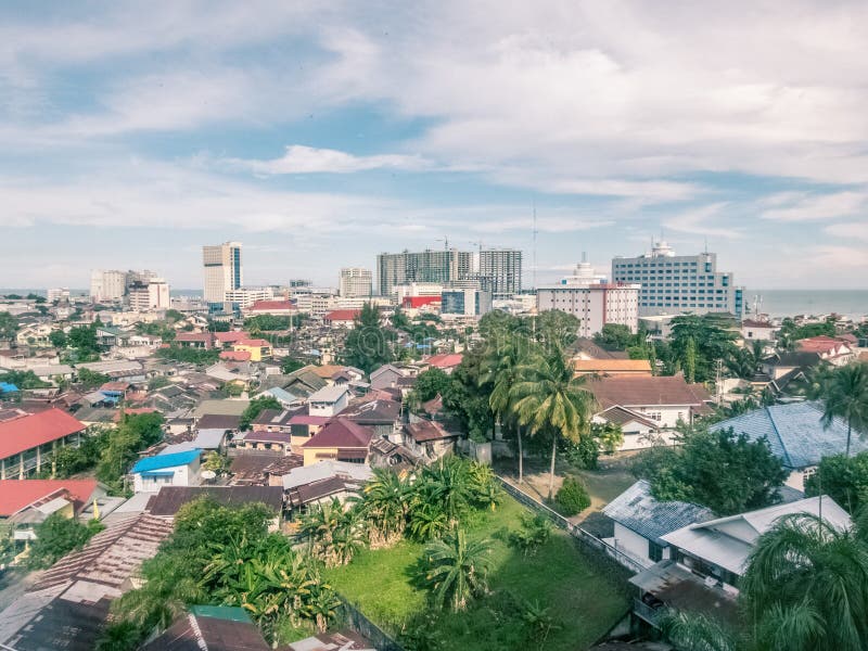 Flächenstadtbild von Balikpapan-Stadt stockbild Flächenstadtbild von Balikpapan-Stadt stockbild