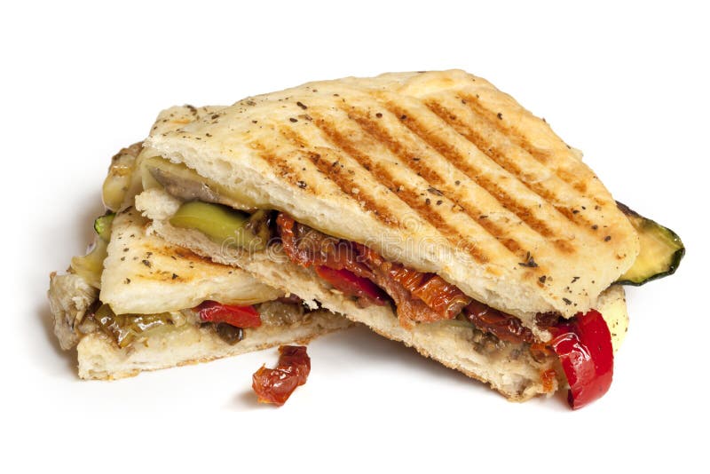 Focaccia vegetal asado a la parrilla aisló imágenes de archivo libres de regalías Focaccia vegetal asado a la parrilla aisló imágenes de archivo libres de regalías