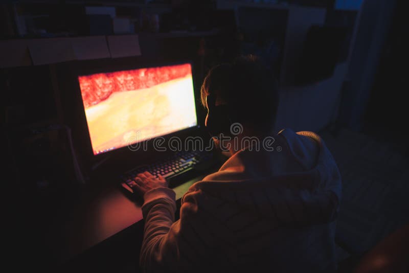 Young Girl Playing Game Computer Online In Internet Cafe Stock Photo,  Picture and Royalty Free Image. Image 101617114.