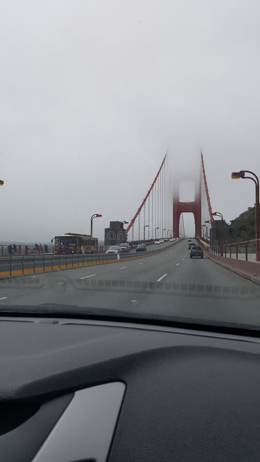 Foggy Day Over The Golden Gate Editorial Stock Image Image Of Driving Bridge