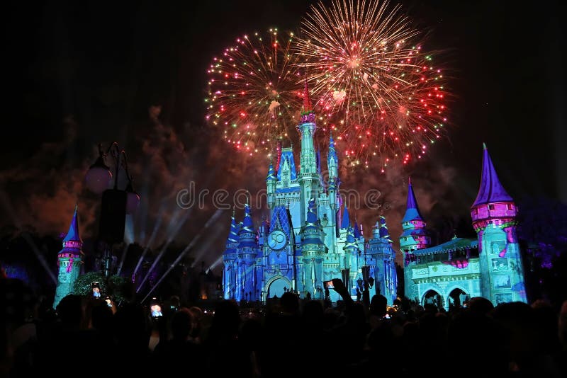 Disney castelo fogos de artifício fantasia paisagem descompressão