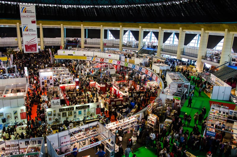 Foire de livre de Gaudeamus, Bucarest, Roumanie 2014 image stock Foire de livre de Gaudeamus, Bucarest, Roumanie 2014 image stock