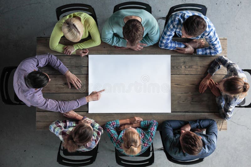 Folklag runt om tomt papper arkivbild Folklag runt om tomt papper arkivbild