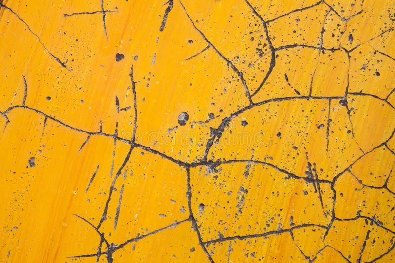 Fond concret de texture de fente jaune de peinture image stock