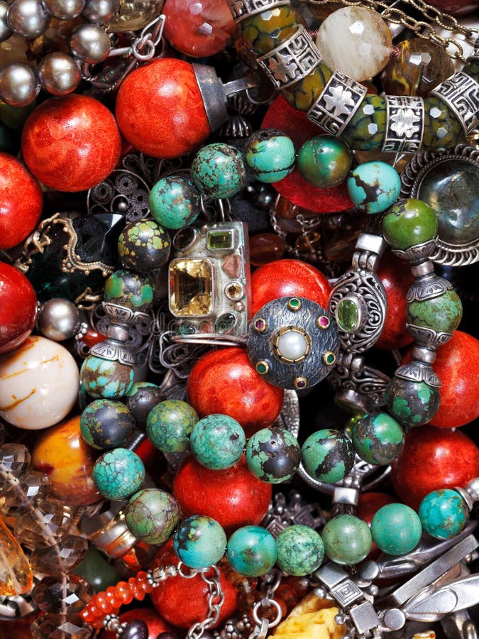 Fond des bijoux antiques photographie stock libre de droits Fond des bijoux antiques photographie stock libre de droits
