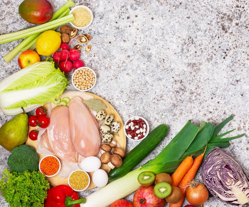 Fondo Alimentario Equilibrado Y Saludable Carne Orgánica, Verduras, Frutas, Cereales, Legumbres, Huevos En El Fondo Gris, Vista S Imagen de archivo - Imagen de carbohidrato, nutritivo: 168064499