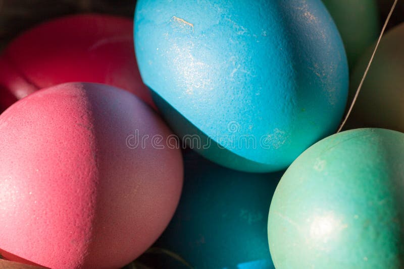 Fondo colorido de los huevos de Pascua fotografía de archivo