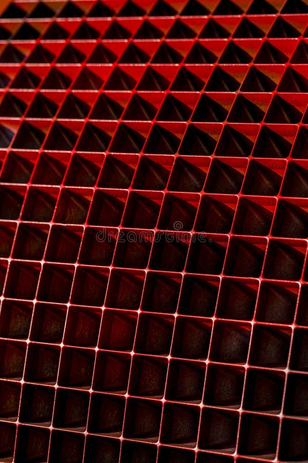 Fondo con le forme geometriche di forma astratta nel rosso fotografie stock libere da diritti Fondo con le forme geometriche di forma astratta nel rosso fotografie stock libere da diritti