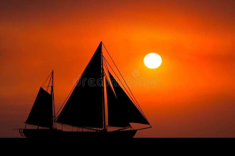 Fondo dell'oceano della barca a vela di tramonto di alba