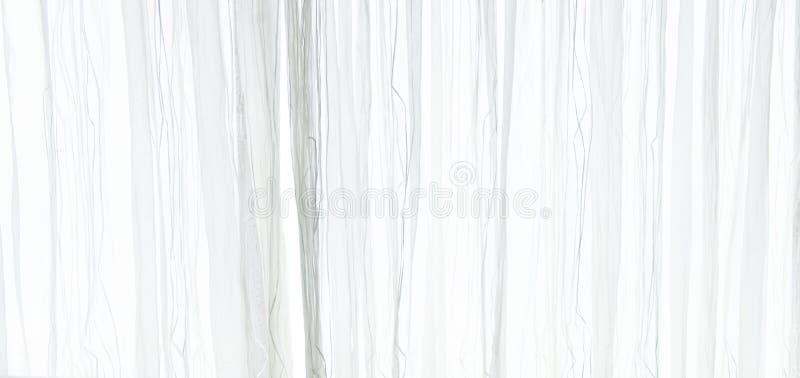 Fondo escarpado blanco de la textura de la cortina en la atmósfera de la luz del día del interior del ` s del apartamento Cortina fotos de archivo Fondo escarpado blanco de la textura de la cortina en la atmósfera de la luz del día del interior del ` s del apartamento Cortina fotos de archivo