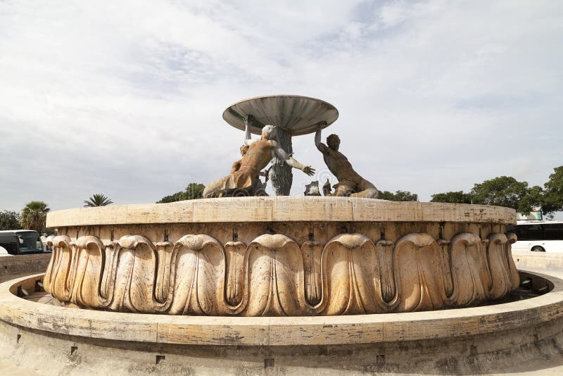 Fontaine des tritons avis