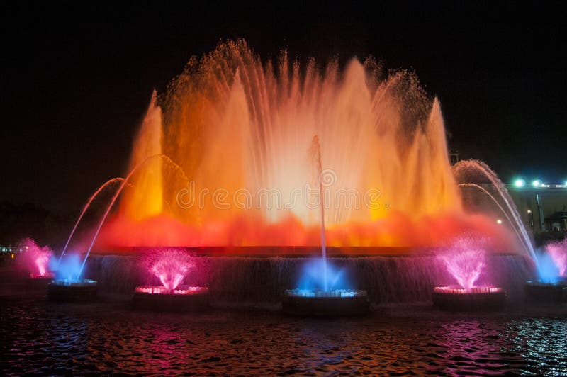 Fontaine à Barcelone, Espagne image libre de droits Fontaine à Barcelone, Espagne image libre de droits